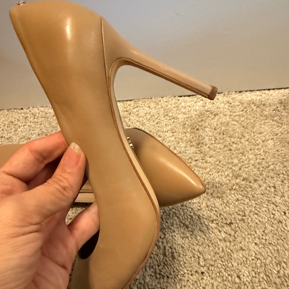 Sam Edelman Nude Pointed Toe Pumps | Size 7.5 Wide | Classic Heels - Picture 4 of 5